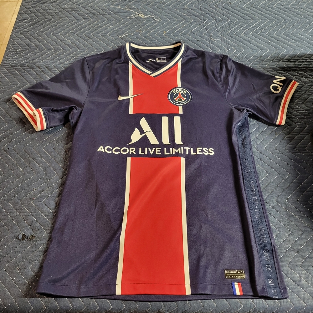 Nike Paris Saint-Germain Medium